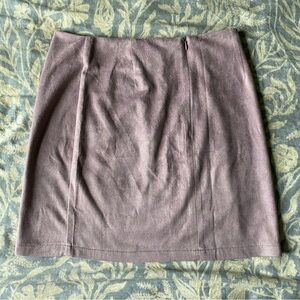 Mauve Skirt